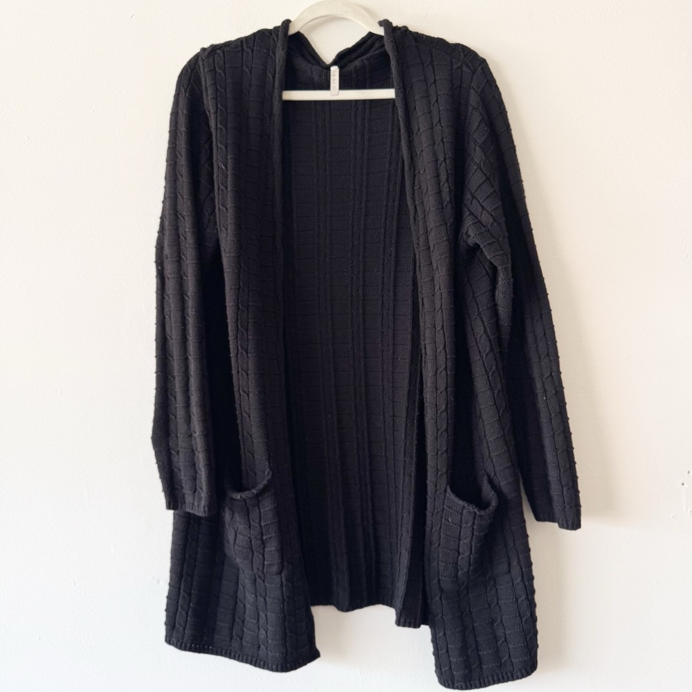 Leo & Nicole Textured Black Cardigan‎ Size XL